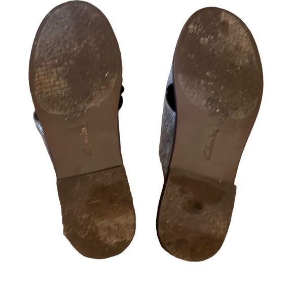 Collection by Clarks Women’s 6.5 Ultimate Comfort Sparkly Silver Open Toe Sandal - Picture 4 of 8